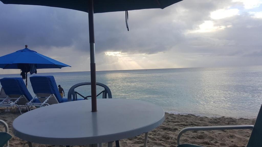 Вилла Donamae 2 Story Barbados House Бриджтаун Экстерьер фото