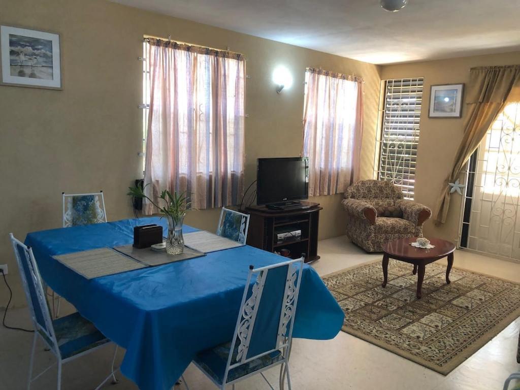 Вилла Donamae 2 Story Barbados House Бриджтаун Экстерьер фото